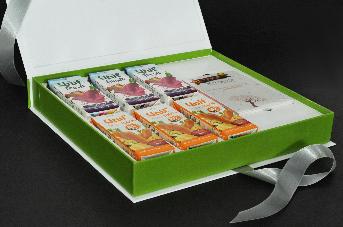 กล่องชุดของขวัญน้ำผลไม้บรรจุกล่อง โดย บ.บริษัท ยูนิ-เพรสซิเดนท์ (ประเทศไทย) จำกัด