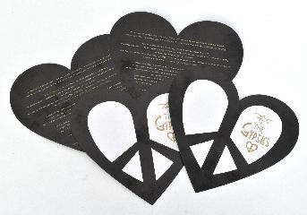 โบรชัวร์พิมพ์ออฟเซ็ท 2 สี 2 หน้า (สีดำ+สีทอง)
ไดคัทรูปหัวใจตามแบบ