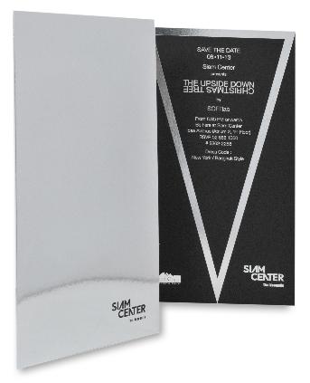 ซองการ์ด
กระดาษ Foil Board เงินเงา 
ความหนา 250 แกรม
ปั๊มฟอยส์ดำ 1 ตำแหน่ง 
