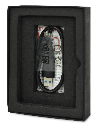 กล่องชั้นบน บุโฟมยางสำหรับวางฮาร์ดดิส ชั้นสองเจาะช่องสี่เหลี่ยมใส่สาย USB 