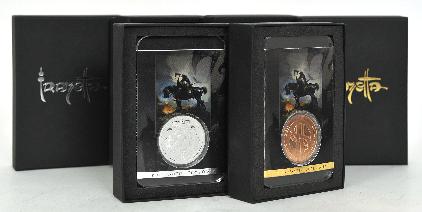 กล่องกระดาษใส่เหรียญ ออกแบบมาเพื่อนักสะสม
ด้านในบุด้วยโฟมแข็ง EVA สีดำ  