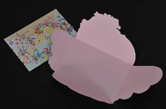 ใช้กระดาษพิเศษ ลายไม้ สีขาวนวล 
Sensation 170 แกรม สำหรับตัวการ์ด 
Sensation 270 แกรม สำหรับซองการ์ดเชิญ