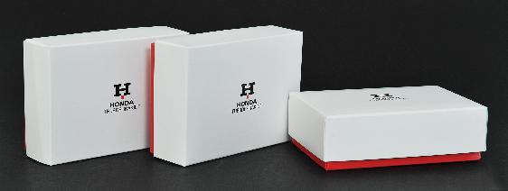 กล่อง Gift set  Honda TherdPrakiat กล่องกระดาษอาร์ตการ์ด 
ความหนา 350 แกรม