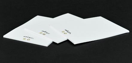 สมุดโน๊ต Guest note pad AKARIN โดย แมเนอร์ สวีทส์ (เชียงใหม่)
ขนาดเล่ม 10.3 x 14.5 ซม. (แนวตั้ง)
กระดาษปอนด์ พิมพ์ 4 สี 

