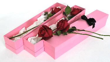 กล่องใส่ดอกกุหลาบ กล่องแบบฝาครอบกระดาษจั่วปังหนา 1.14 มม.
