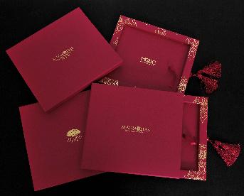 กล่องหนังสือ Premium Gift (International) โดย แมกโนเลีย ไฟน์เนสท์ คอร์ปอเรชั่น