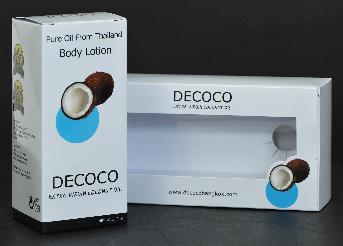 กล่องผลิตภัณฑ์ Body Lotion DE COCO โดย คุณภัทร 
ขนาดกล่องสำเร็จ 7 x 16 x 7 ชม.
กระดาษ  ELEGANCE 350 แกรม
พิมพ์ 4 สี 1 หน้า  เคลือบลามิเนตเงา1 หน้า

