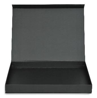กล่องกระดาษแข็งฝาติดแม่เหล็ก ฝาเปิดด้านหน้า ด้านในพื้นกล่องเป็นสีดำ 