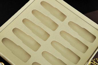 กล่องลิ้นชักด้านใน ใช้กระดาษ Rainbow 80 แกรม B24 Ivory สีครีม