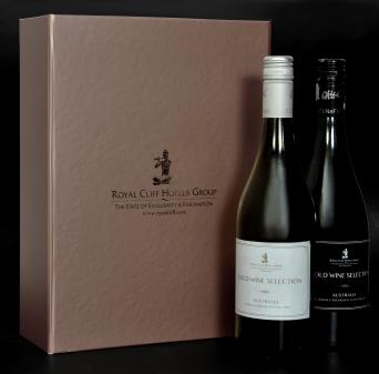 กล่องไส่ไวน์สีชมพูทอง พิมพ์โลโก้ ชื่อ/ที่อยู่เว็บไซต์บนฝากล่อง
