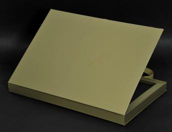กล่องกระดาษแข็งห่อ กล่องแบบฝา 3 ชิ้น กระดาษจั่วปัง เบอร์ 20 ความหนา 1.98 มม.