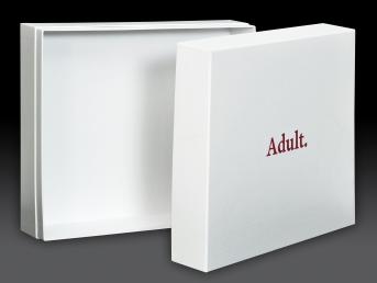 กล่องใส่สินค้าแบบเรียบง่ายดูดี ด้านนอก-ด้านในพิมพ์พิื้นสีขาว พิมพ์โลโก้สีแดงโดดเด่นบนฝากล่อง 